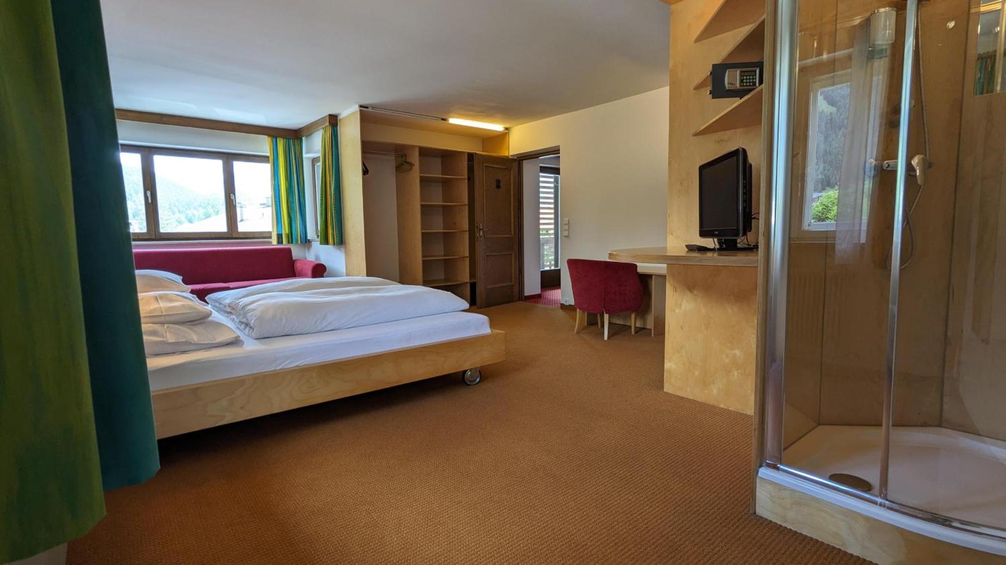Keyone Rooms Loisach Лермос Екстериор снимка